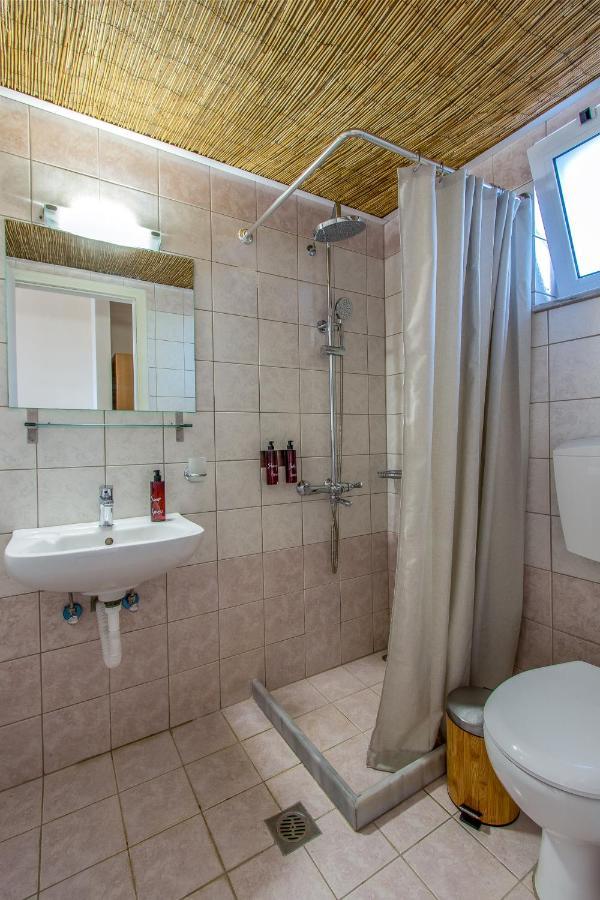 Kanso Rooms Galatás Exterior foto